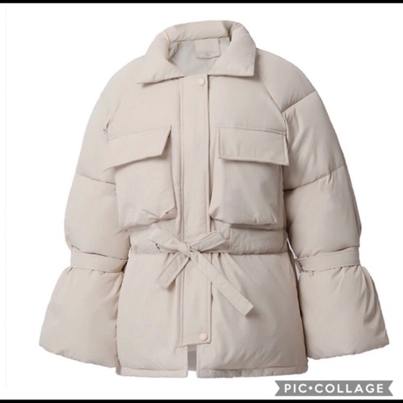 HP!!! 🎉SALE!! Winter Ivory Short Puffy Jacket - Picture 3 of 6